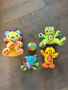 Bright stars baby toys with built in rattles